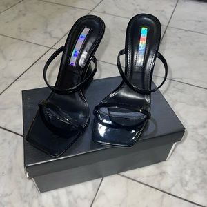 Black highheels brand new never worn